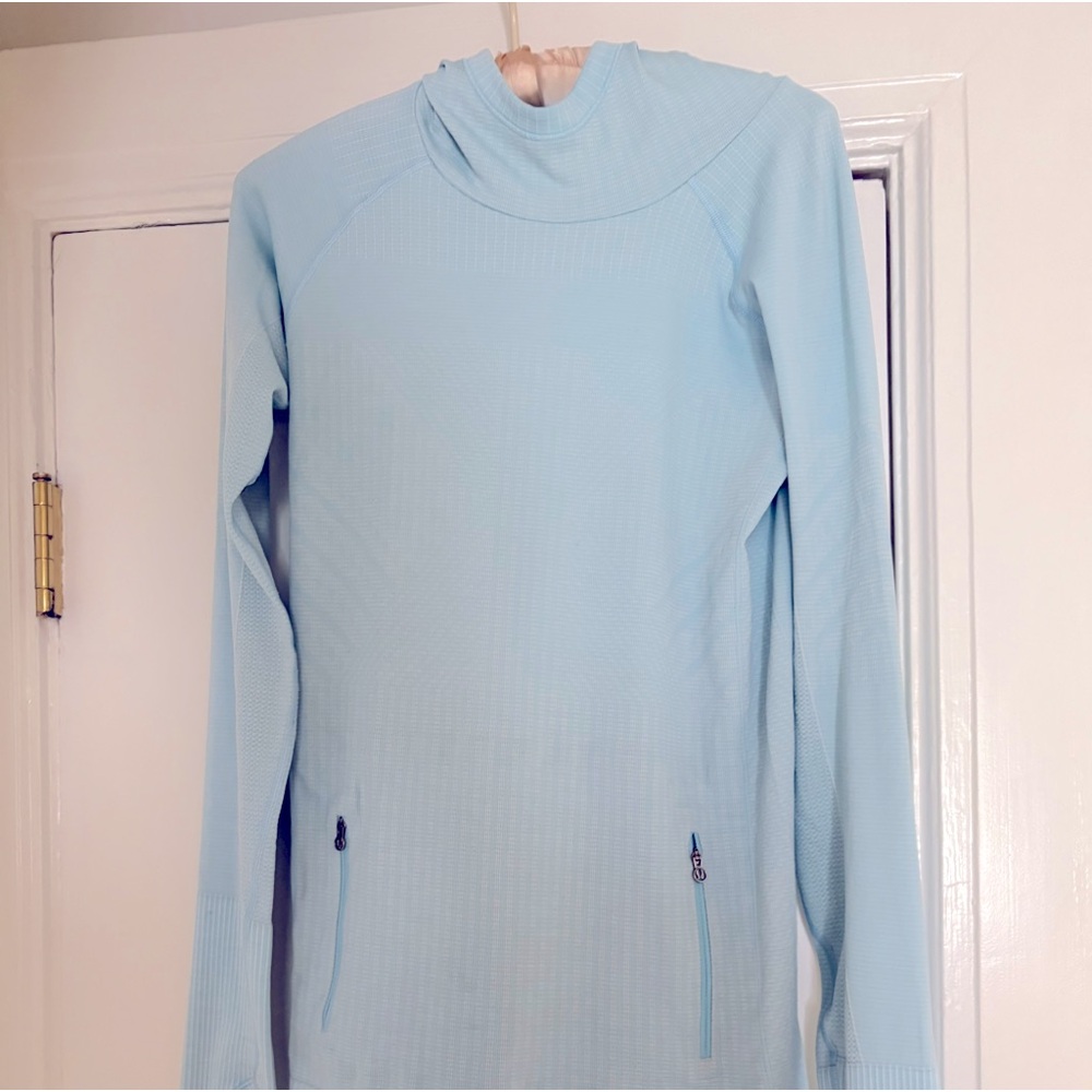 Lululemon technical hoody EUC size 6